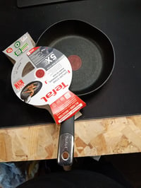 Panvica Tefal Explore Stone G7 20 cm, nepriľnavá, indukčná, teflónová — preliačina na panvici spôsobená prepravou (stav: pozri 2. obrázok) 2