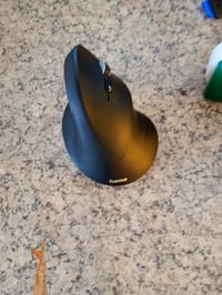 Mouse vertical ergonomic fără fir Hama pentru dreptaci 1800 DPI negru - utilizat — capacul bateriei lipsește (stare: vezi a 2-a imagine) 2
