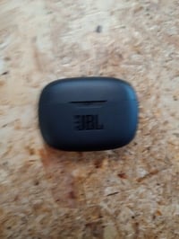 JBL Wave Beam 2 Bluetooth fülhallgató fekete - Hibás — hibás, részben működik: jobb oldali rész nem működik (állapot: lásd a 2. képet) 2