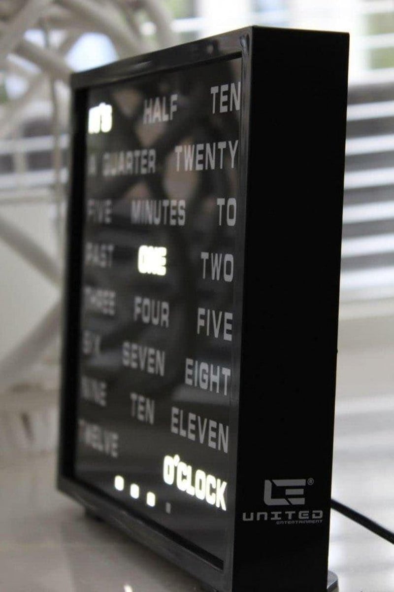 Újracsomagolt LED Design Óra Angol Szöveggel