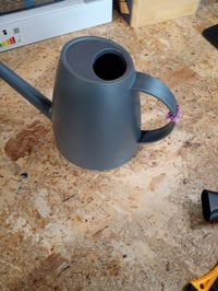 elho Brussels Öntözőkanna 33 - Antracit - Ø 33,0 x M 17,0 cm - Beltéri növényöntözéshez - Foltos, karcos felület (állapot: lásd a 2. képet) 3