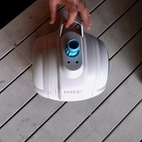 Robot automat pentru curățarea piscinei Intex ZX50 Krystal Clear, cu conectare pe partea de aspirație, recipient 0,8 L, furtun 6,5 m, alb-albastru 2