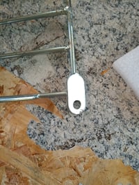 Kerbl 32705 Suport pentru fân galvanizat pentru cai, cu grilaj de 40 mm, montabil pe perete, utilizat 3