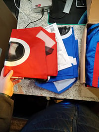 Set de joc Cornhole NZQXJXZ pentru grădină și plajă, cu 8 saci de nisip și geantă de transport, roșu-albastru, 90 x 60 cm, pentru adulți și familii 3