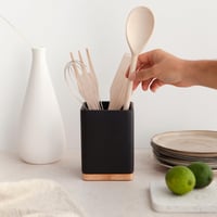 KOOK TIME Kerámia Konyhai Eszköztartó - Fekete Evőeszköz Tároló Bambusz Fedéllel - Négyzetes Konyhai Kellék Szervező 10,5 x 15 cm 5