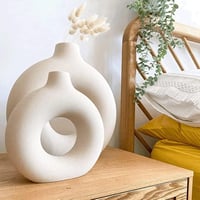 RyddeligHome Fehér Mini Kerámia Váza Donut Alakú Boho Dekoráció Asztalra Pampásfűhöz 9