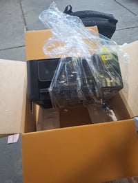 Epson EcoTank ET-2870 A4 Wi-Fi atramentová tlačiareň s nádržkami — sada atramentov je spotrebovaná a žltá farba vytiekla (stav: pozri 2. obrázok) 2