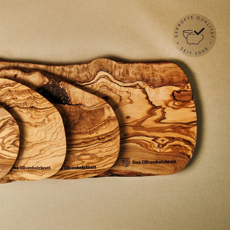das Olivenholzbrett Olívafa Vágódeszka Természetes Széllel, 20x12 cm, Konyhai Fatálca, Kézműves Szervírozó Lap, Tartós Húsvágó Alap

AI: I'v