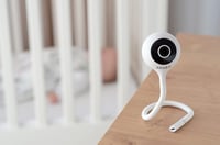 BÉABA Zen Connect Bébiőr - 1080p Full HD Kamera - Mobilhálózat és WiFi - Kétirányú Kommunikáció - Altatódalok - Fehér 7
