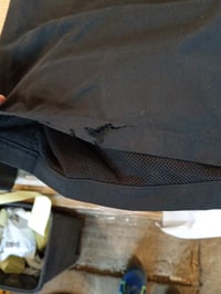 Pantaloni scurți bărbați adidas Essentials Small Logo Chelsea, negru/alb, mărimea XL - utilizați, cu o ruptură pe o parte (stare: vezi a 2-a poză) 4