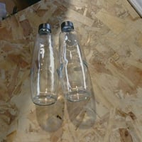 Sticlă de rezervă SodaStream DUO și E-DUO de 1 litru pentru aparatul de sifon, cu 2 capace negre cu filet, carafă premium din sticlă lavabilă în mașina de spălat vase 2