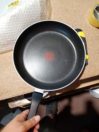 Nepriľnavá panvica Tefal Recycled On C2970632 28 cm, 100 % recyklovaný hliník, indukčná, vhodná do umývačky riadu, čierna 3