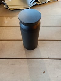 Termoska Kinto Travel Tumbler, čierna, 350 ml, dvojstenný izolačný cestovný hrnček z nehrdzavejúcej ocele — použité (stav: pozri 2. obrázok) 2