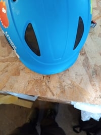 Detská cyklistická prilba uvex OYO Style - Dino Blue matná - 50-54 cm — poškriabaný, zvlnený povrch prilby (stav: pozri 2. obrázok) 4