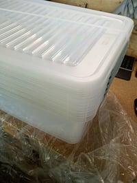 Cutie de depozitare keeeper Leo cu capac și roți, 37 L, 59x38x24 cm, transparentă, cu clipsuri — setul de roți lipsește (stare: vezi a 2-a imagine) 5