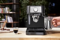 De'Longhi Stilosa EC 260.BK portafilter kávéfőző tejhabosítóval - fekete 5