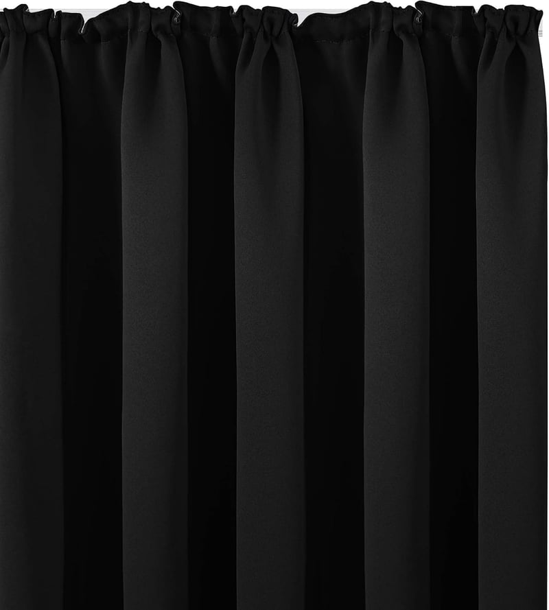 Deconovo Fekete sötétítő függöny hideg- és hangszigeteléssel ráncolt szalaggal 160x140 cm 2 db
