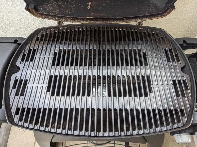 Denmay öntöttvas grillrács Weber Q300 Q320 Q3000 Q3200 gázgrillhez 2db