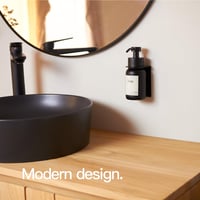 Designfabrik Hamburg Sklenený dávkovač mydla na stenu bez vŕtania, pumpa z nehrdzavejúcej ocele, 250 ml, čierna/čierna, kuchyňa a kúpeľňa 2