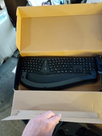 Set tastatură și mouse vertical ergonomic wireless Perixx PERIDUO-605, QWERTZ, Negru, cu suport pentru încheietura mâinii, compatibil Windows 2