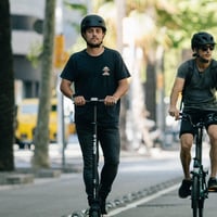 PANK Prémium Városi Sisak LED Lámpával - Kerékpár, E-Roller, Gördeszka, Görkorcsolya 7