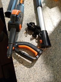 Foarfecă de tuns gard viu telescopică cu acumulator WORX WG252E.9, 45 cm, 3,20 m — defectă, pentru piese: mâner rupt, nu funcționează (stare: vezi a 2-a imagine) 4