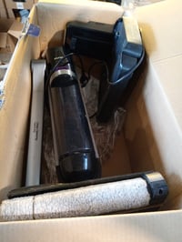 Aspirator și mop fără fir Eureka RapidWash NEW630, 21600 Pa, înclinare la 170°, uscare cu aer cald la 60°C, autonomie 38 de minute 2