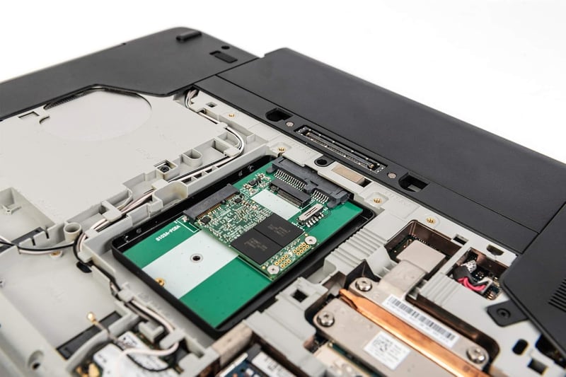 DIGITUS 2.5" SATA adapter M.2/mSATA SSD-hez, 2280/2260/2242/2230, fekete - M.2 & mSATA - SATA 3 - 2.5" Hard Drive Adapter