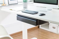 DIGITUS Výsuvná zásuvka pod stôl – Montáž pod stôl – Hĺbka 48 cm – Nosnosť 5 kg – Hladký posuv – Čierna 5