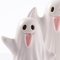 DN DECONATION Decorațiune de Halloween, set de 2 figurine fantomă din ceramică cu iluminare LED, lampă de veghe roz și albă, pentru masă 6
