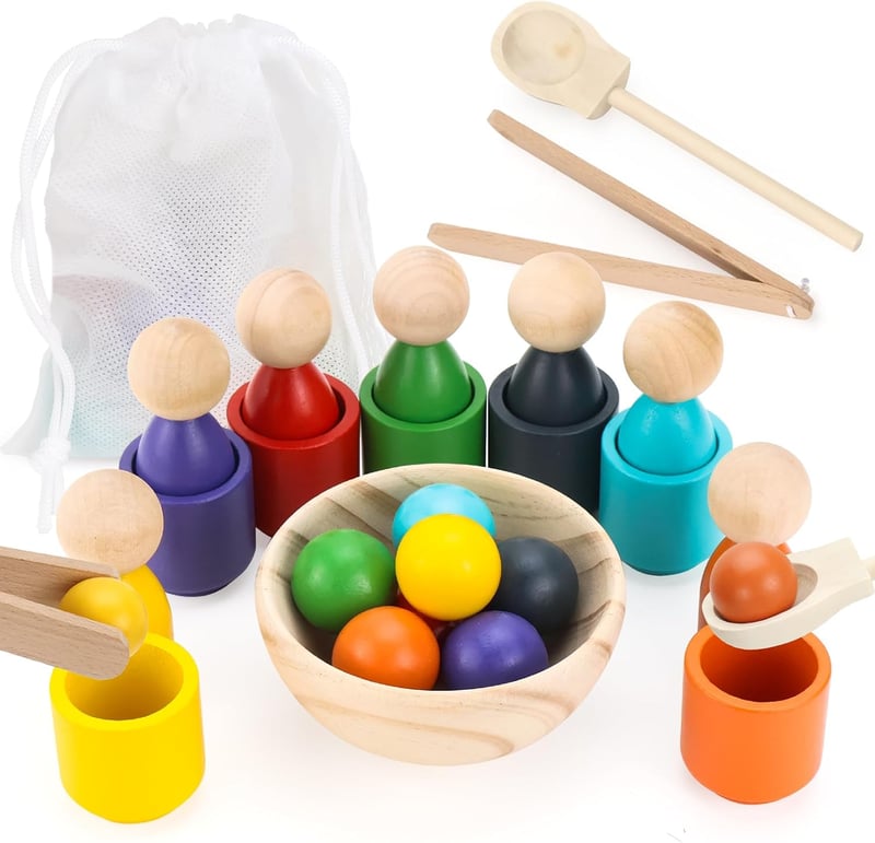 Jucărie educativă Montessori din lemn DNGH cu biluțe colorate în pahare pentru sortarea culorilor și numărare, pentru copii de 2-3 ani