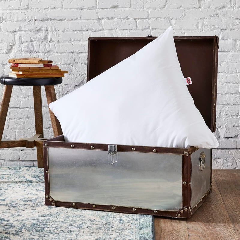 DODO 2 ks antialergický vankúš 60x60 cm, stredne tvrdý, 100% polyester, možno prať v práčke pri 40 °C, biely