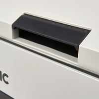 Kompresorový chladiaci box Dometic CFF 45, 44 l – 12/24 V a 100 – 240 V – Elektrický chladiaci a mraziaci box – Zlomené rukoväte – Ostatné časti ako nové 4