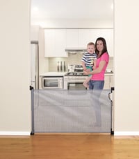 Dreambaby G8201BB Behúzható Biztonsági Gyerekkapu – Extra Széles és Magas Hálós Kapu – Max. 140 cm Széles és 93 cm Magas – Fehér 4