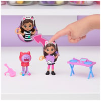 DreamWorks Gabby's Dollhouse súprava Cat-tivity Kitty Karaoke Party – Hudobná súprava s figúrkami Gabby a DJ Catnipa, gramofónom a prekvapením v balení 5