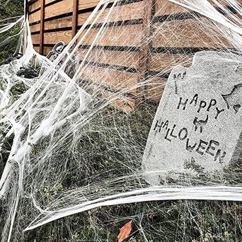 Halloween Szett: Fehér Pókháló 90m² + Műanyag Pókok, Rugalmas Party Dekoráció