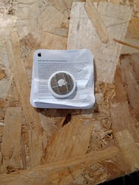 Apple AirTag 2. generáció, Bluetooth tracker pentru chei și portofel, 1 buc., rezistent la apă IP67, compatibil cu Find My, configurare pentru iPhone și iPad 3
