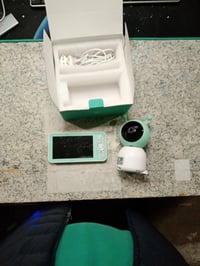 BOIFUN 2K QHD baby monitor s 5-inčnim zaslonom, rotacijom od 360°, automatskim praćenjem, detekcijom pokreta, noćnim svjetlom u boji, 4x zumiranjem 2