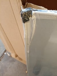 Magnetická tabuľa AmazonBasics s hliníkovým rámom 120x90 cm — odlomený roh, vydutá tabuľa (stav: pozri 2. obrázok) 2