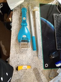 Aspirator de piscină cu baterii Bestway AquaTech, 150 cm, turcoaz-gri, rezervor de 0,9 litri, pentru curățarea piscinei 2