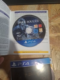 Joc Bandai Namco Dark Souls Trilogy pentru PS4 - Colecție completă de trilogie action-RPG pentru consola PlayStation 4, produs desigilat, stare de outlet 4