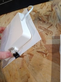 Spot LED încastrat Grebeam 16W 3CCT 1400lm Pătrat 230V IP44 Decupaj Ø145-160mm set de 4 bucăți (2 impecabile, 2 defecte/rupte) 6