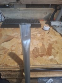 Mâner telescopic din aluminiu pentru curățarea piscinei WERKA PRO, 3 m (3x1 m), Ø30 mm – defect, funcționează parțial: este îndoit (stare: vezi a 2-a fotografie) 3