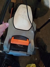 Mașină de tuns iarba cu acumulator Litheli U20 Handy+ 20V, lățime de tăiere 33 cm, 5 trepte de înălțime, cu acumulator 4.0Ah, utilizată 3