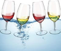 HAHASHOW Lebegő Tritan Borospohár Szett 640ml - Törhetetlen Műanyag Kempingpoharak Medencéhez, Partikhoz, Esküvőre - 4db Modern Könnyű Pohár 1