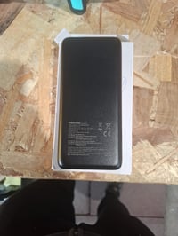 Baterie externă ADDTOP 20000 mAh 22,5 W, cu încărcare rapidă USB-C — defectă, pentru piese: nu se încarcă și nu încarcă alte dispozitive (stare: vezi a doua fotografie) 3