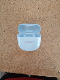 Bose QuietComfort Ultra bežične slušalice s funkcijom poništavanja buke — Futrola za punjenje (rezervni dio) 3