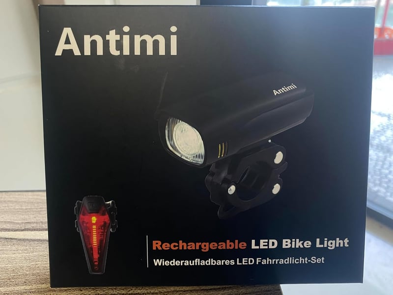 Antimi USB-s LED kerékpárlámpa szett, elöl-hátul, vízálló, 2600mAh