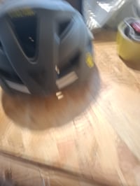 Cyklistická prilba Fischer Urban Levin, sivá, veľkosť L/XL (58-61 cm), dospelácka prilba na bicykel so svetelným systémom vnútorného krúžku 7