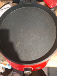 Aparat de făcut pizza Princess 115007 – 32 cm, reglabil — defect, funcționează parțial: capacul mecanismului de deschidere-închidere este rupt (stare: vezi imaginea nr. 2) 2